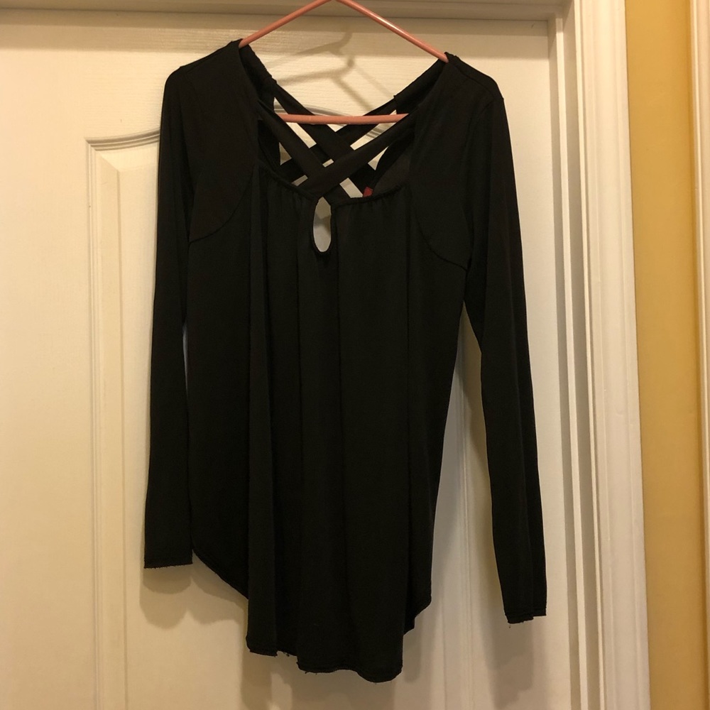 BKE red black top